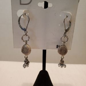 🔥NWT drop earrings